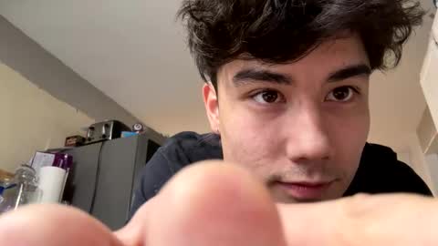 toesandhoney online show from February 16, 11:37 pm