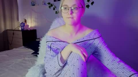 Lisli online show from September 20, 7:44 am