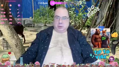 Snapshot of tomaz62a chatting on February 11, 12:49 am Tomaz62a online show from February 11, 12:49 am