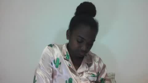 tomboasy online show from September 10, 7:04 pm