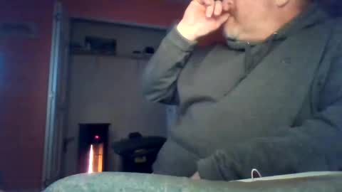 Snapshot of tomcat4848 chatting on February 11, 1:20 am tomcat4848 online show from February 11, 1:20 am