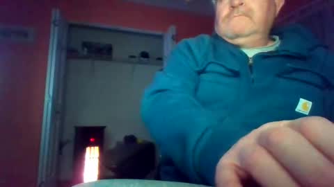 Snapshot of tomcat4848 chatting on February 22, 3:23 am tomcat4848 online show from February 22, 3:23 am