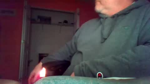 Snapshot of tomcat4848 chatting on March 2, 12:42 am tomcat4848 online show from March 2, 12:42 am