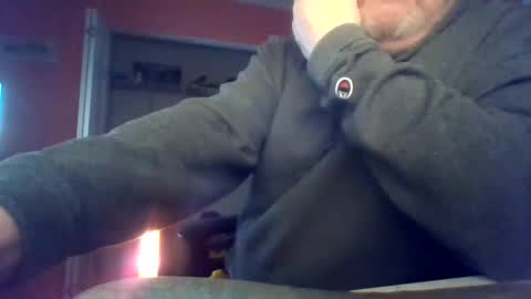 Snapshot of tomcat4848 chatting on March 7, 1:53 am tomcat4848 online show from March 7, 1:53 am