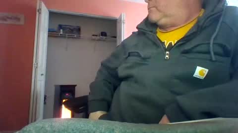Snapshot of tomcat4848 chatting on February 17, 1:44 pm tomcat4848 online show from February 17, 1:44 pm