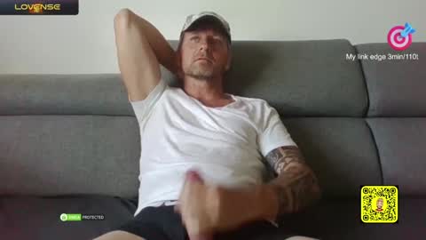 TOM online show from February 7, 11:55 pm