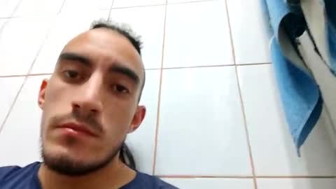 Snapshot of tommypv20 chatting on January 2, 5:57 am Tommy online show from January 2, 5:57 am