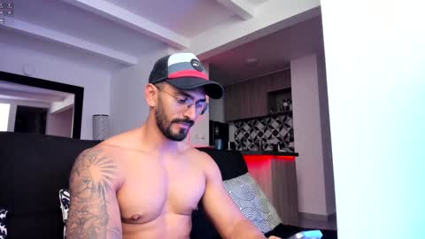 tony muscle1 online show from February 3, 12:58 am