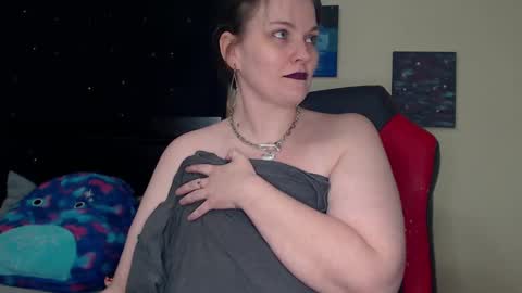 Lilly Miss Mistress Goddess Maam Queen Boss online show from January 3, 12:29 pm