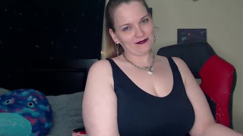 Lilly Miss Mistress Goddess Maam Queen Boss online show from January 20, 12:07 pm