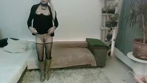 Patrizia online show from March 7, 8:44 pm
