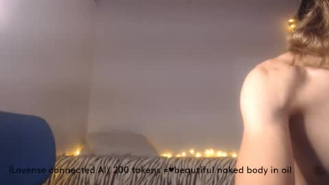 Tristan And Samara online show from December 1, 8:55 pm