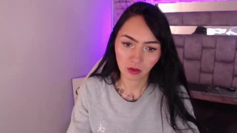   online show from February 11, 6:22 pm