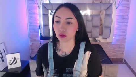   online show from February 25, 11:43 am
