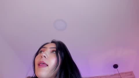   online show from February 27, 3:05 pm