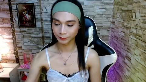 Tina online show from February 17, 3:44 pm