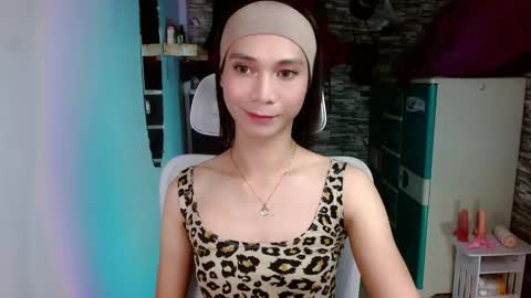 Tina online show from September 16, 2:09 pm