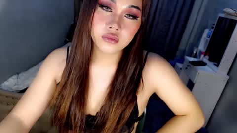 jayvie online show from February 21, 10:04 pm
