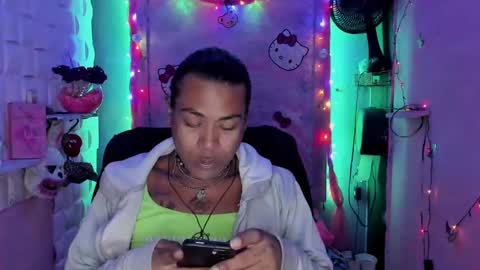 BellaRoxanna online show from December 3, 12:30 am