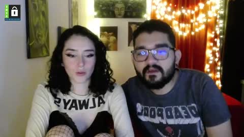 TwinFlamesXX online show from January 7, 11:45 pm