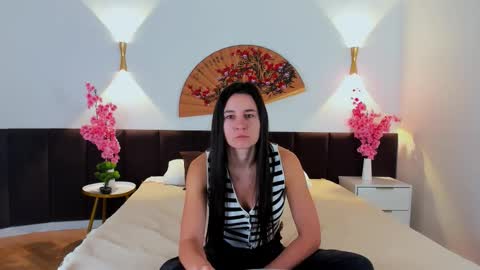 twinkletune online show from September 11, 5:20 am