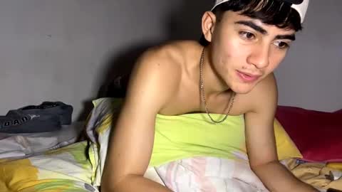 TYLER HEXX online show from September 18, 4:49 am