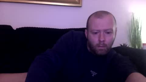 ukmatty3 online show from March 8, 3:50 am