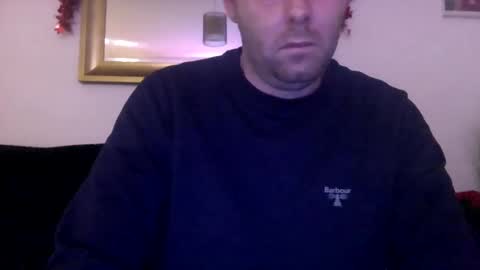 ukmatty3 online show from December 9, 2:45 am