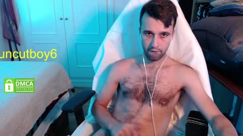 Uncut online show from December 1, 9:17 pm