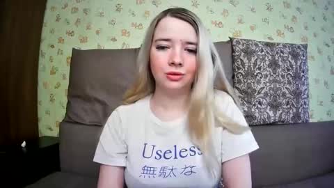 UniverseEmily online show from February 27, 7:08 am