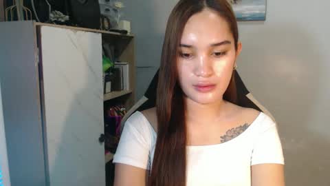 Snapshot of urasianfuckprincessxxx chatting on December 9, 8:54 pm urasianfuckprincessxxx online show from December 9, 8:54 pm