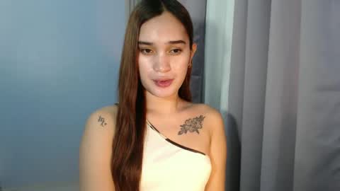 Snapshot of urasianfuckprincessxxx chatting on February 27, 11:15 pm urasianfuckprincessxxx online show from February 27, 11:15 pm