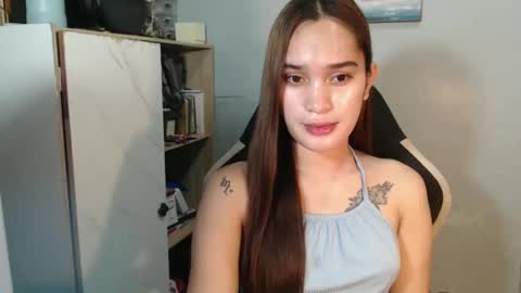 Snapshot of urasianfuckprincessxxx chatting on December 13, 9:09 pm urasianfuckprincessxxx online show from December 13, 9:09 pm