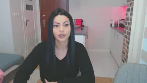 urchocolatexxx online show from February 12, 9:52 am