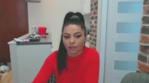 urchocolatexxx online show from January 23, 9:50 am