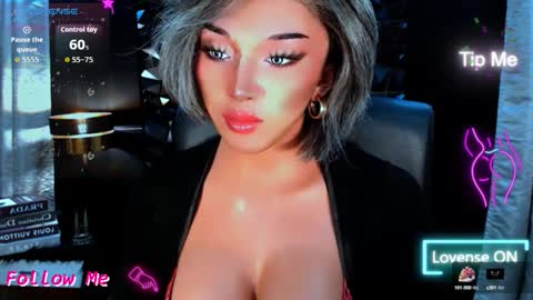 Snapshot of urgoddess_bella chatting on September 18, 8:51 am My bella 3 online show from September 18, 8:51 am