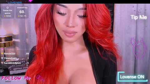 Snapshot of urgoddess_bella chatting on September 12, 11:23 am My bella 3 online show from September 12, 11:23 am