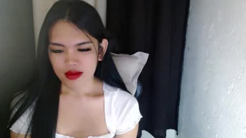Jenny online show from February 19, 2:11 pm