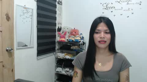 hi im kim online show from December 29, 3:46 pm