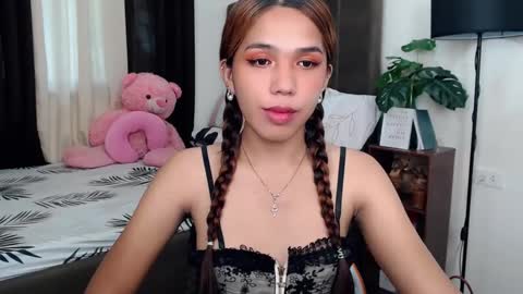 CHESCA online show from February 13, 3:29 am