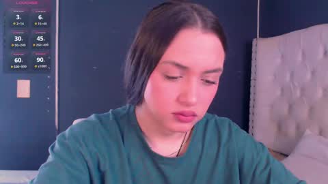 IG-valen mendoza99  twitter valenthompson99 online show from March 6, 12:10 am