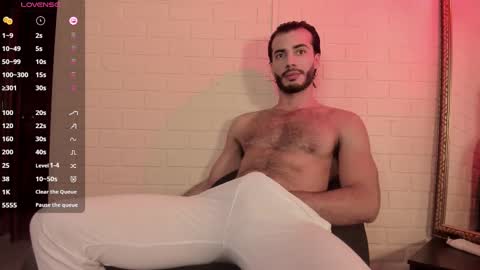 valentin_hoffman online show from March 4, 1:06 pm