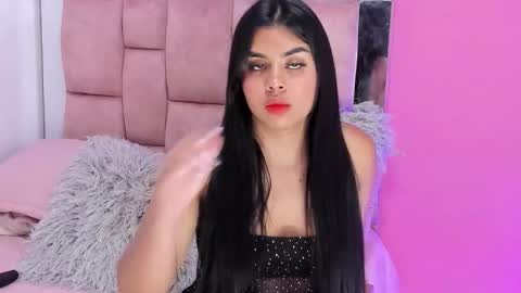 Snapshot of valeriaruiz_1 chatting on September 10, 7:37 pm Valeria online show from September 10, 7:37 pm