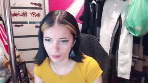 Snapshot of valeriaxkiss chatting on December 22, 8:58 pm ValeriaXKiss online show from December 22, 8:58 pm