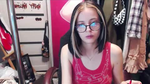 Snapshot of valeriaxkiss chatting on January 8, 4:33 pm ValeriaXKiss online show from January 8, 4:33 pm