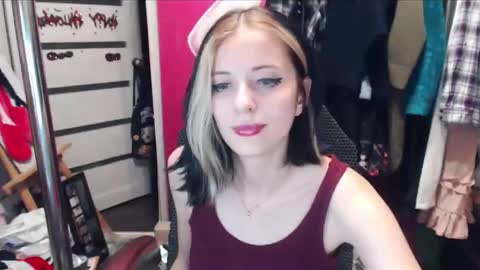 Snapshot of valeriaxkiss chatting on January 11, 6:12 pm ValeriaXKiss online show from January 11, 6:12 pm