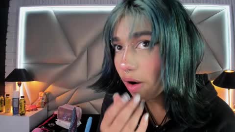 valery_smith15 online show from February 25, 6:14 am