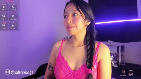 Snapshot of valery_wang chatting on September 15, 12:06 pm Val online show from September 15, 12:06 pm