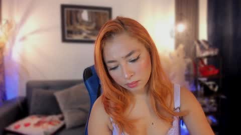 call me Maria online show from February 3, 3:31 am