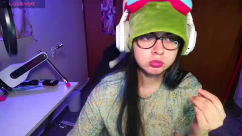 Im Violet online show from January 23, 11:36 pm